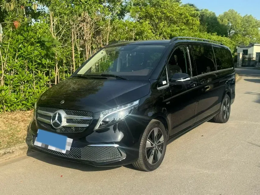 2022 Mercedes-Benz V Class 2.0T 211HP L4 9AT,autocango,china used car exporter,china ev exporter,chinese used car exporter,chinese used ev exporter