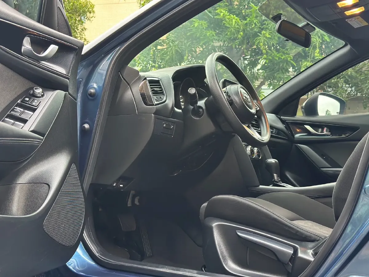 2020 Mazda CX-4 2.0L 158HP L4 6AT,autocango,china used car exporter,china ev exporter,chinese used car exporter,chinese used ev exporter
