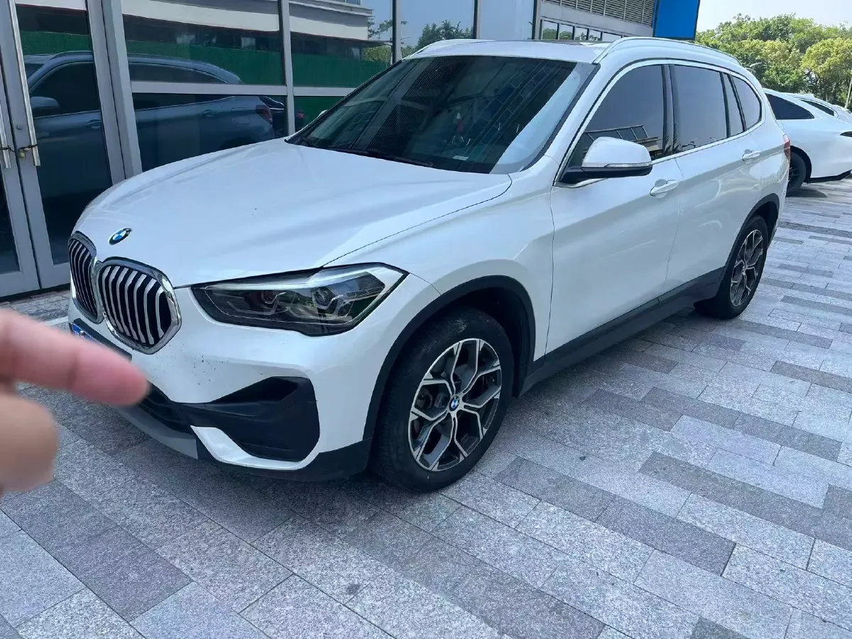 2022 BMW X1 2.0T 192HP L4 7DCT,autocango,china used car exporter,china ev exporter,chinese used car exporter,chinese used ev exporter