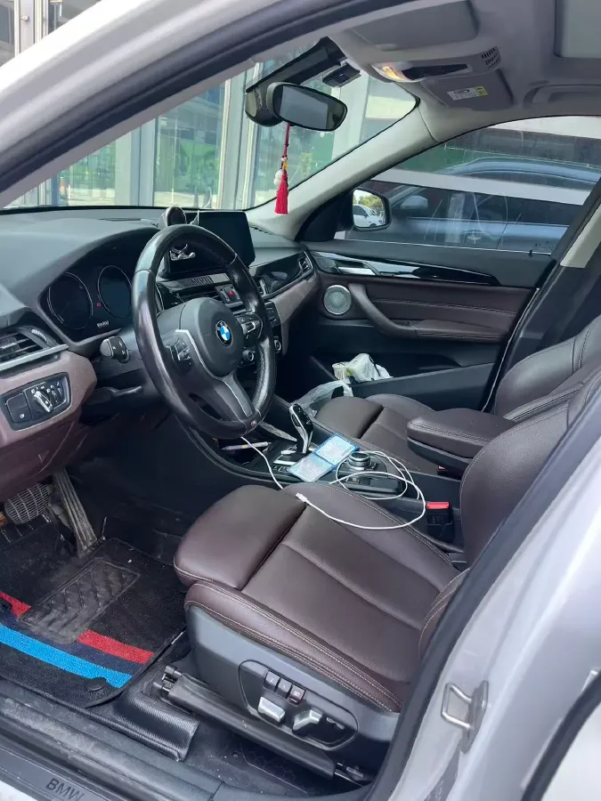 2022 BMW X1 2.0T 192HP L4 7DCT,autocango,china used car exporter,china ev exporter,chinese used car exporter,chinese used ev exporter