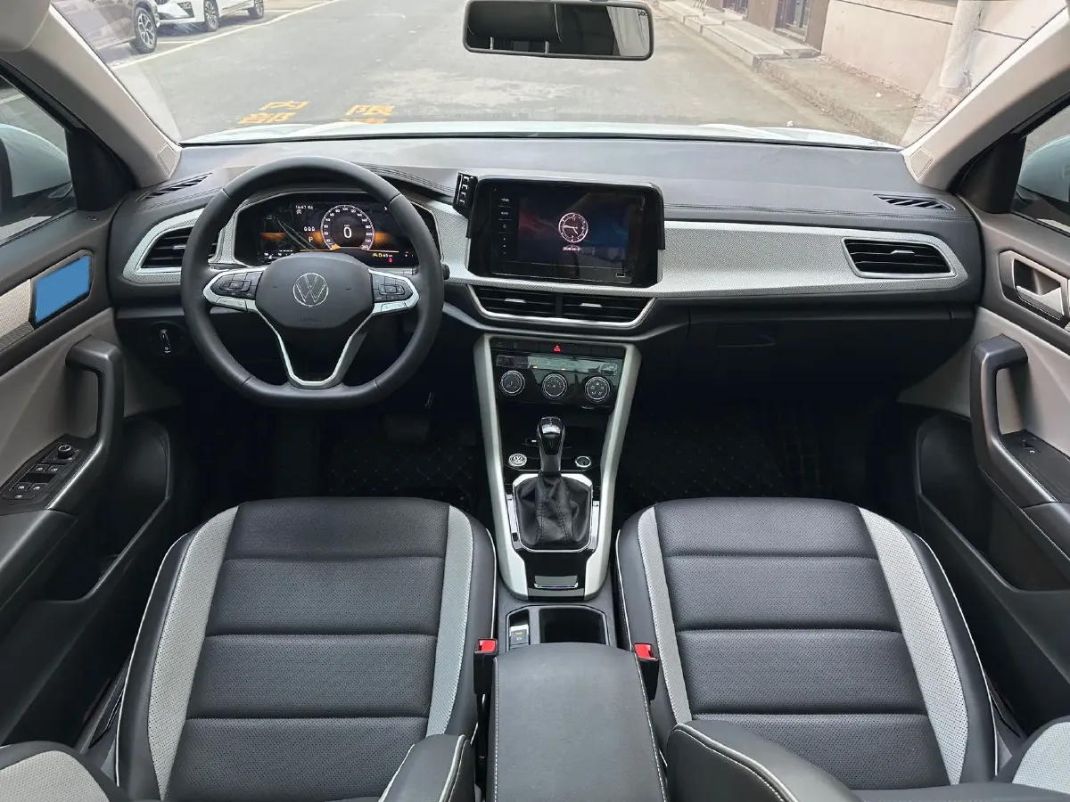 2023 Volkswagen T-Roc 1.4T 150HP L4 7DCT,autocango,china used car exporter,china ev exporter,chinese used car exporter,chinese used ev exporter