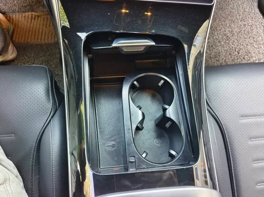 2022 Mercedes-Benz C Class 1.5T 170HP L4 9AT,autocango,china used car exporter,china ev exporter,chinese used car exporter,chinese used ev exporter