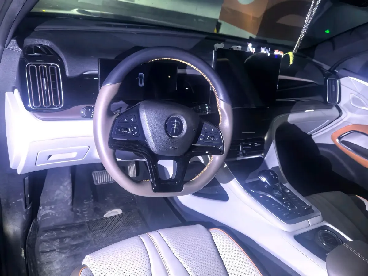 2022 LYNK&CO 03 1.5T 180HP L3 7DCT,autocango,china used car exporter,china ev exporter,chinese used car exporter,chinese used ev exporter
