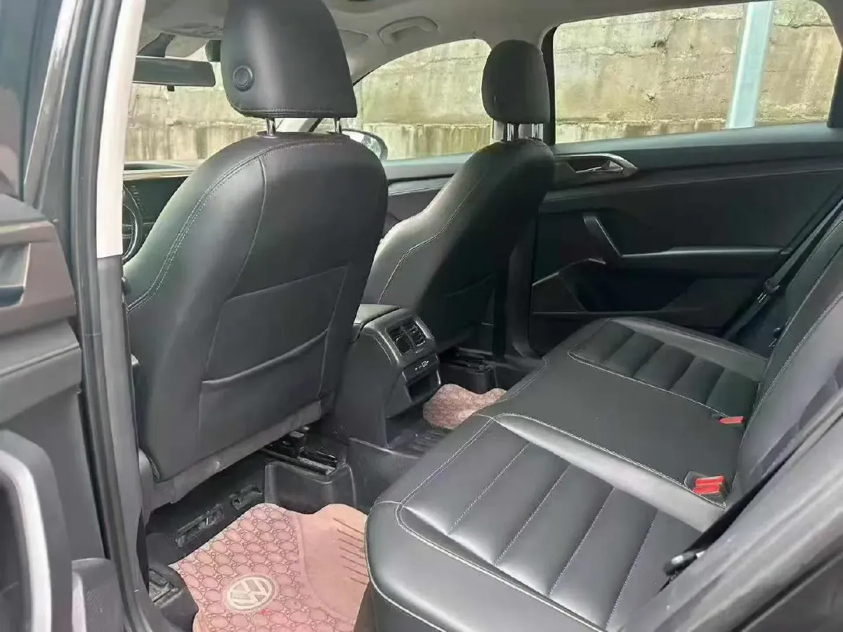 2020 Volkswagen Tharu 2.0T 186HP L4 7DCT,autocango,china used car exporter,china ev exporter,chinese used car exporter,chinese used ev exporter