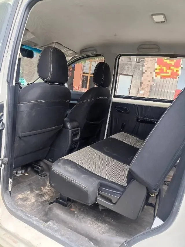 2019 WuLing HongGuang 1.5L 105HP L4 5MT,autocango,china used car exporter,china ev exporter,chinese used car exporter,chinese used ev exporter