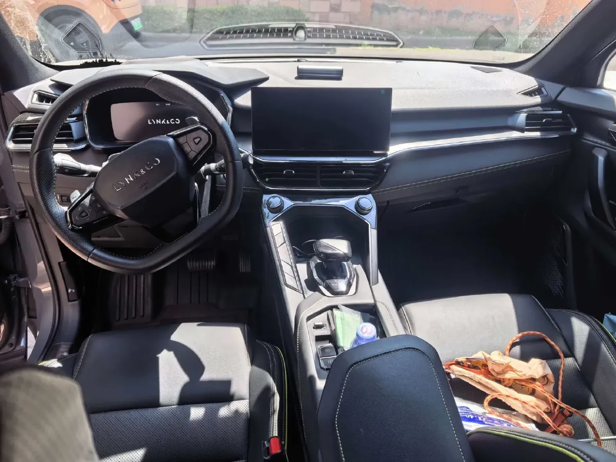 2023 LYNK&CO 06 1.5T 181HP L4 7DCT,autocango,china used car exporter,china ev exporter,chinese used car exporter,chinese used ev exporter