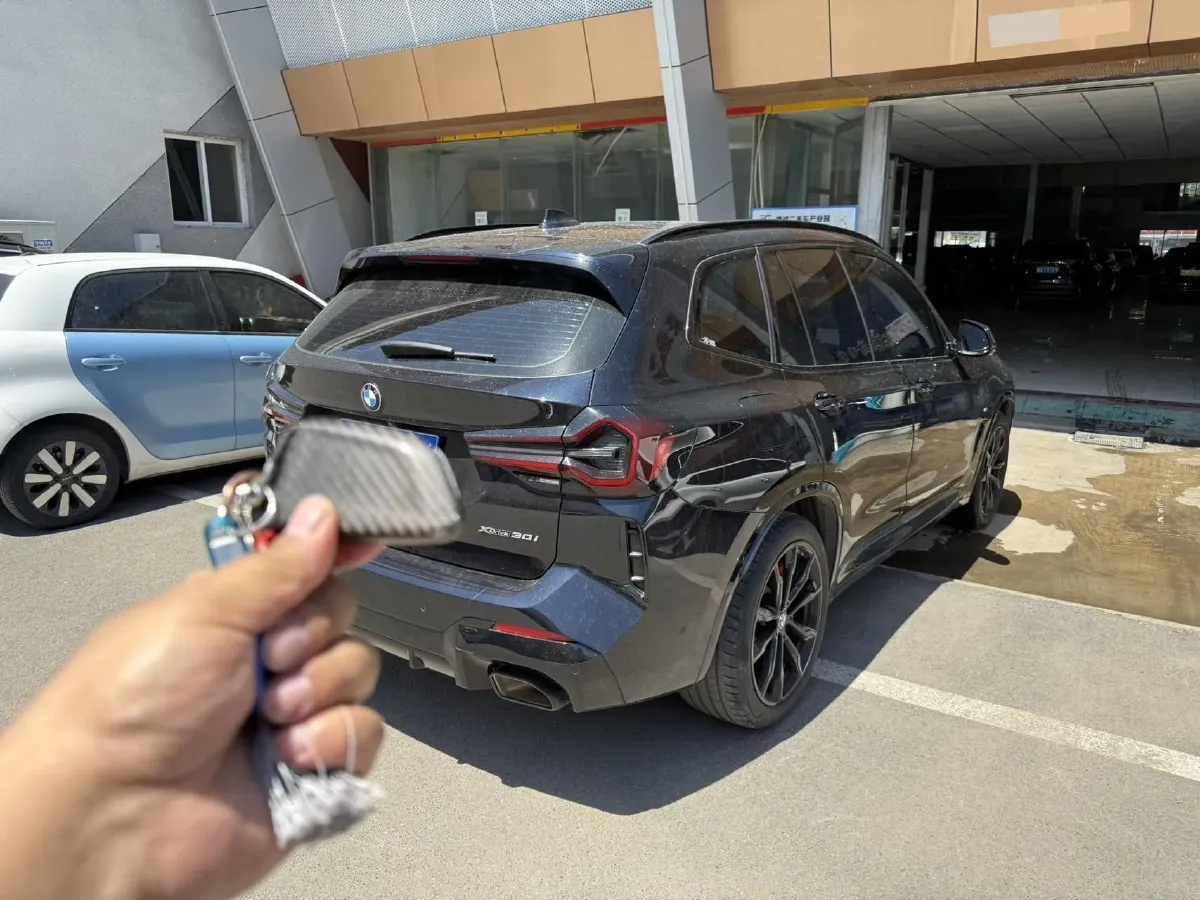 2022 BMW X3 2.0T 252HP L4 8AT,autocango,china used car exporter,china ev exporter,chinese used car exporter,chinese used ev exporter