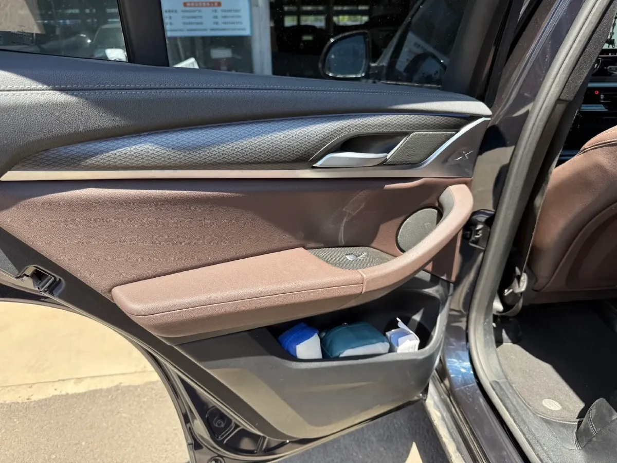 2022 BMW X3 2.0T 252HP L4 8AT,autocango,china used car exporter,china ev exporter,chinese used car exporter,chinese used ev exporter