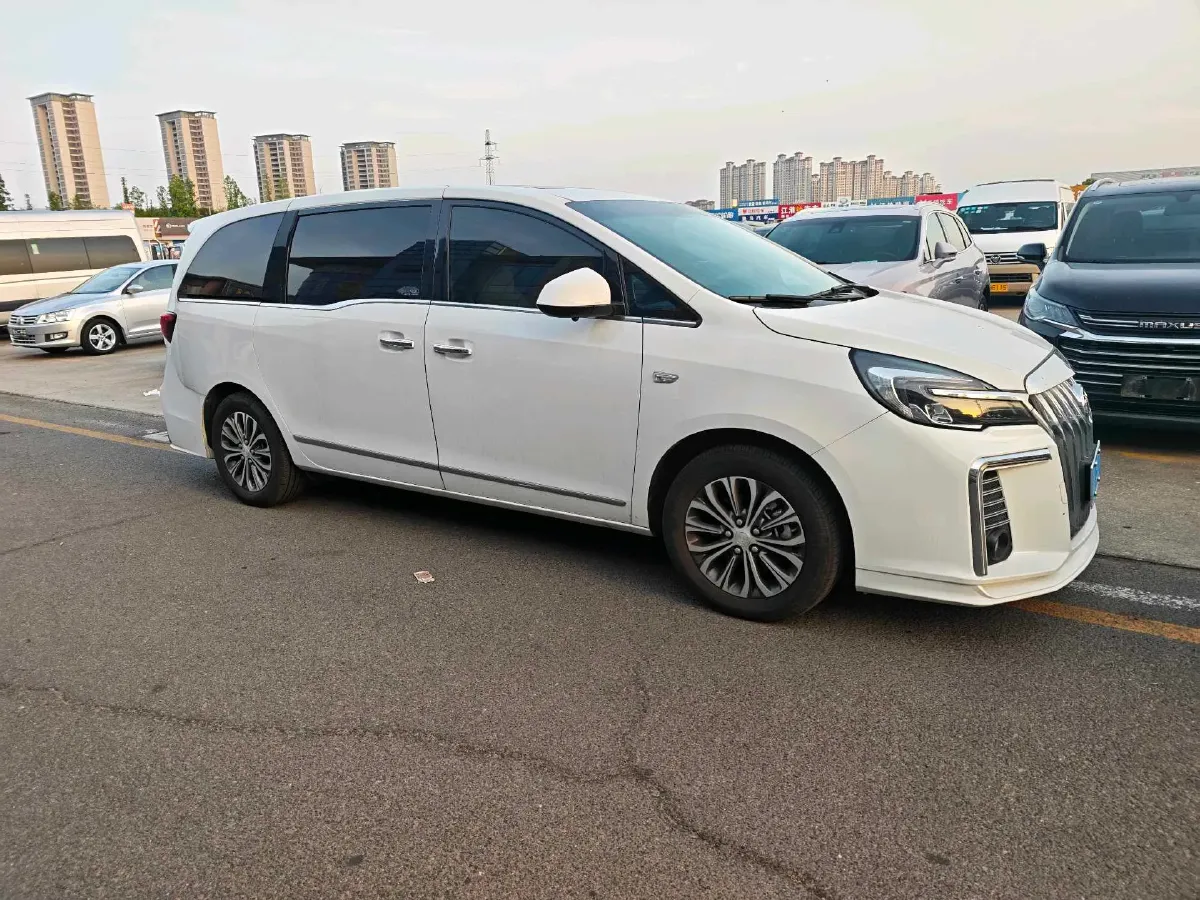 2021 Buick GL8 2.0T 237HP L4 9AT,autocango,china used car exporter,china ev exporter,chinese used car exporter,chinese used ev exporter