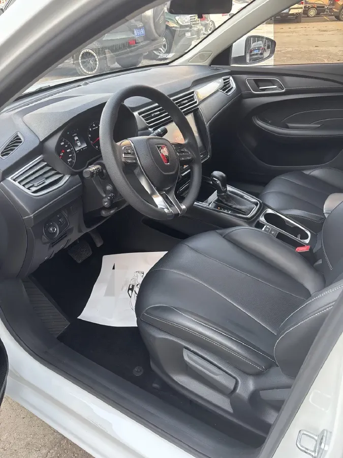 2019 Roewe i5 1.5L 120HP L4 CVT,autocango,china used car exporter,china ev exporter,chinese used car exporter,chinese used ev exporter