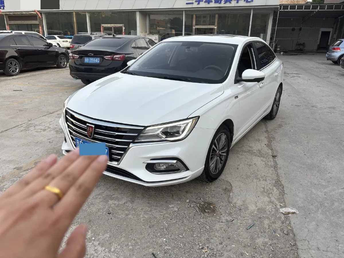 2019 Roewe i5 1.5L 120HP L4 CVT,autocango,china used car exporter,china ev exporter,chinese used car exporter,chinese used ev exporter