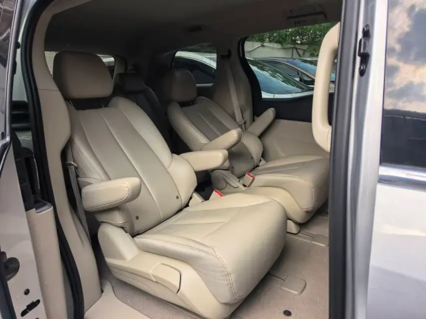 2018 Buick GL8 2.0T 260HP L4 6AT,autocango,china used car exporter,china ev exporter,chinese used car exporter,chinese used ev exporter