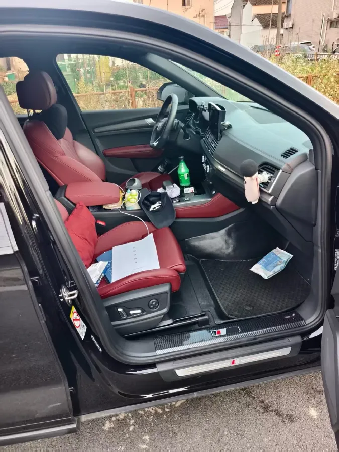 2023 Audi Q5L 2.0T 190HP L4 7DCT,autocango,china used car exporter,china ev exporter,chinese used car exporter,chinese used ev exporter