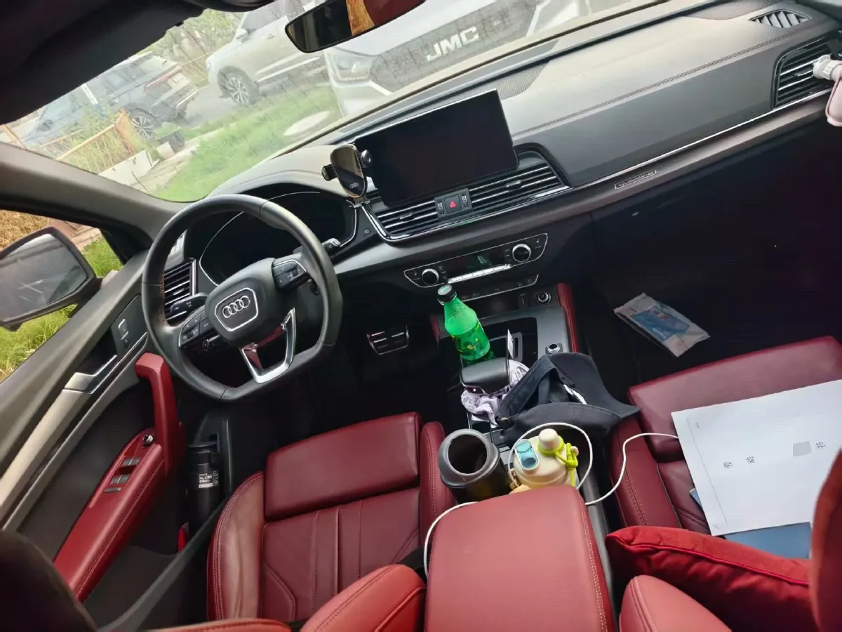 2023 Audi Q5L 2.0T 190HP L4 7DCT,autocango,china used car exporter,china ev exporter,chinese used car exporter,chinese used ev exporter