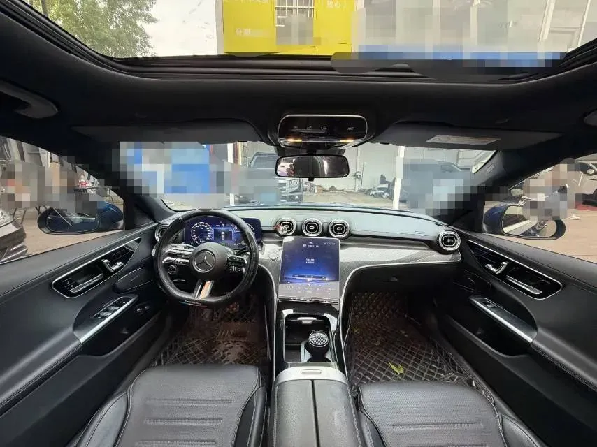 2023 Mercedes-Benz C Class 2.0T 204HP L4 9AT PHEV 25.4KWH,autocango,china used car exporter,china ev exporter,chinese used car exporter,chinese used ev exporter