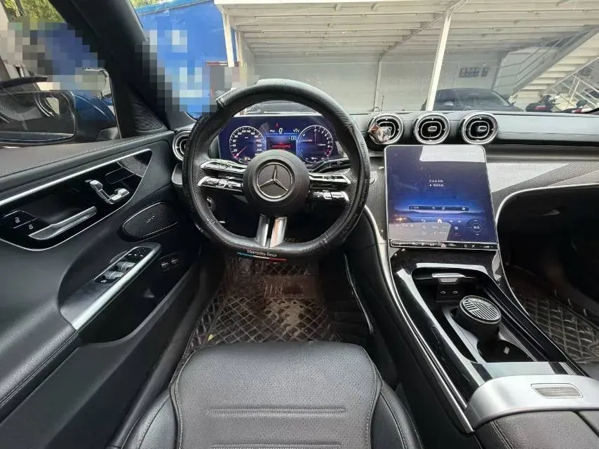 2023 Mercedes-Benz C Class 2.0T 204HP L4 9AT PHEV 25.4KWH,autocango,china used car exporter,china ev exporter,chinese used car exporter,chinese used ev exporter