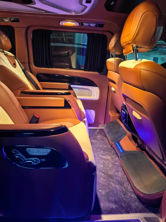 2023 Mercedes-Benz Vito 2.0T 211HP L4 9AT,autocango,china used car exporter,china ev exporter,chinese used car exporter,chinese used ev exporter