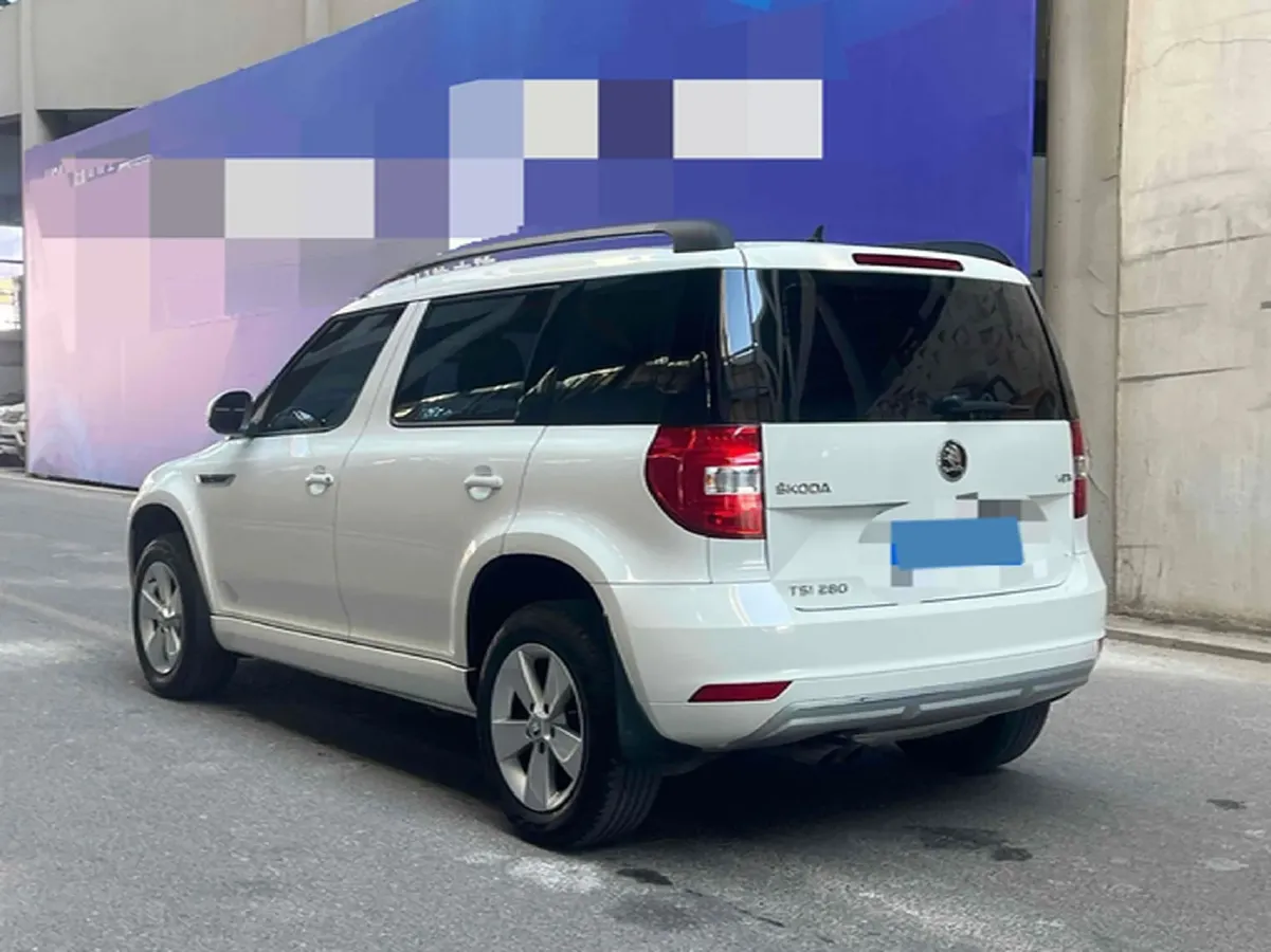 2017 Skoda Yeti 1.4T 150HP L4 7DCT,autocango,china used car exporter,china ev exporter,chinese used car exporter,chinese used ev exporter
