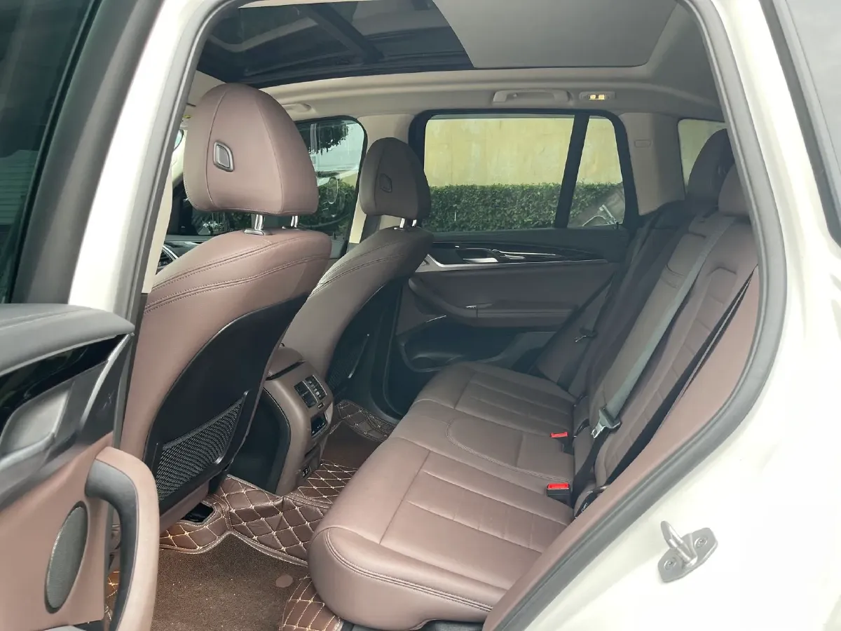 2021 BMW X3 2.0T 184HP L4 8AT,autocango,china used car exporter,china ev exporter,chinese used car exporter,chinese used ev exporter