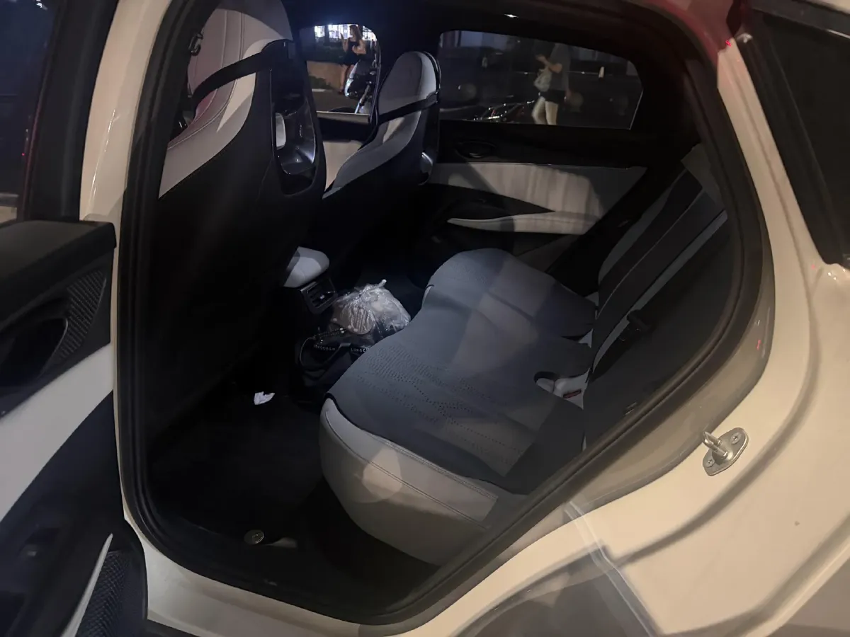 2024 BYD Seal 06 1.5L 101HP L4 E-CVT PHEV 15.87KWH,autocango,china used car exporter,china ev exporter,chinese used car exporter,chinese used ev exporter
