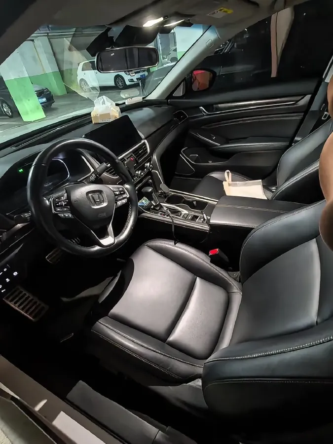 2022 Honda Accord 1.5T 194HP L4 CVT,autocango,china used car exporter,china ev exporter,chinese used car exporter,chinese used ev exporter
