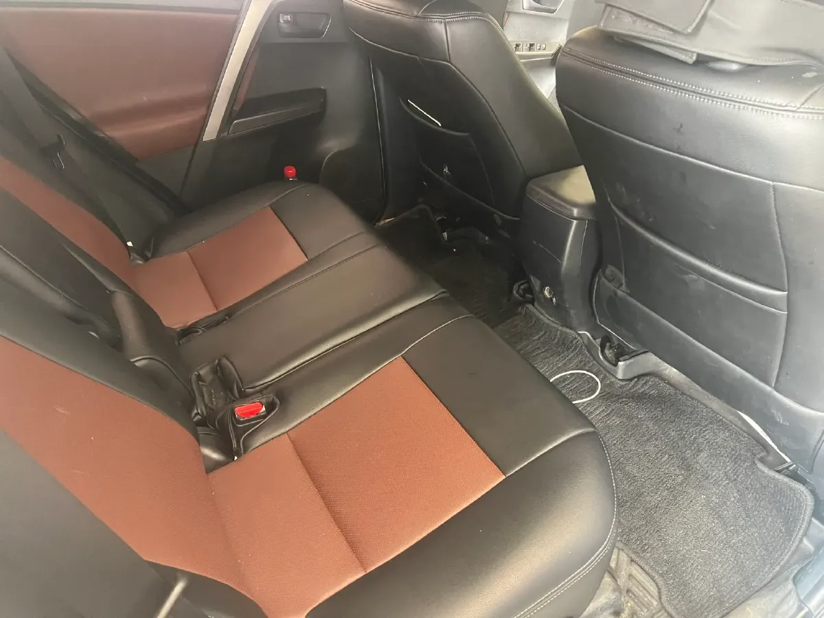 2019 Toyota RAV4 2.0L 151HP L4 CVT,autocango,china used car exporter,china ev exporter,chinese used car exporter,chinese used ev exporter