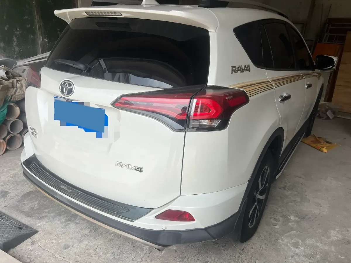 2019 Toyota RAV4 2.0L 151HP L4 CVT,autocango,china used car exporter,china ev exporter,chinese used car exporter,chinese used ev exporter