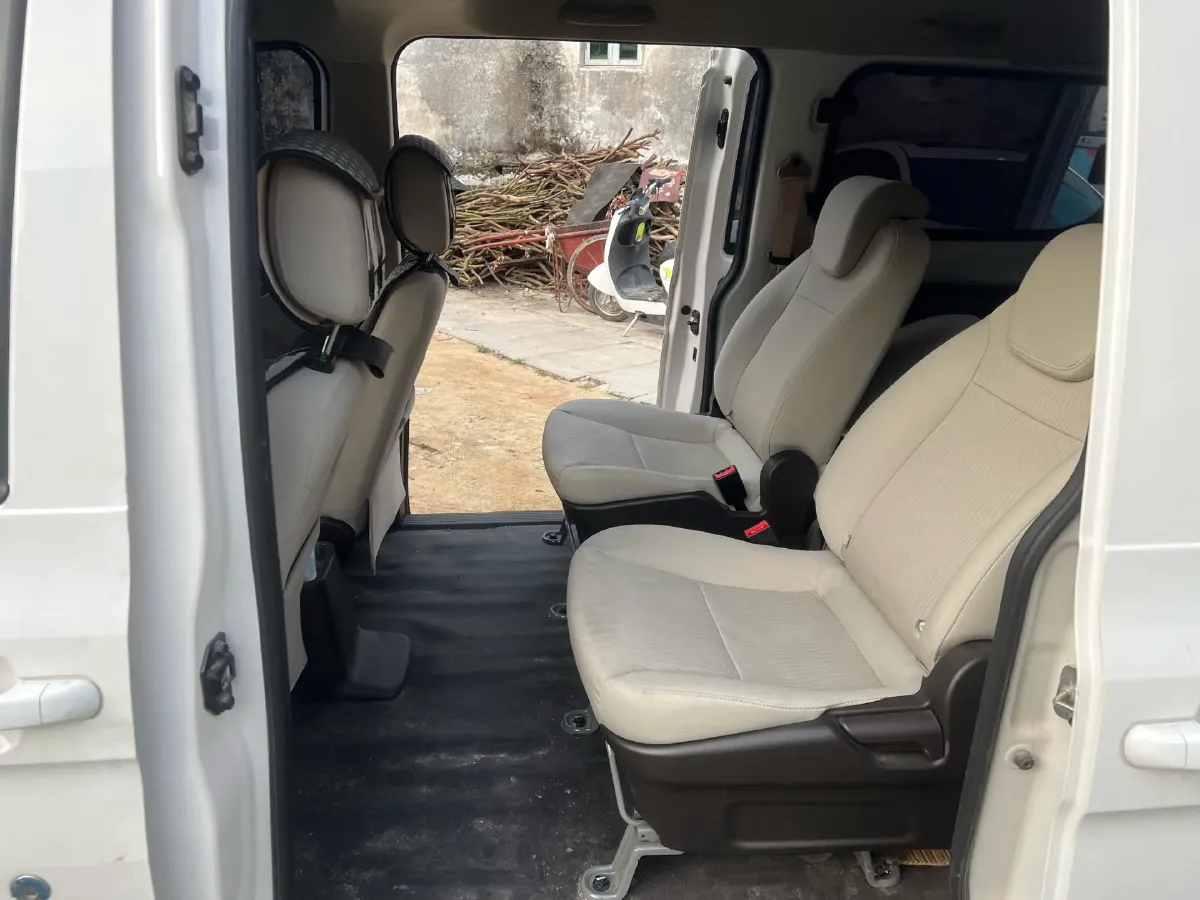 2022 JinBei Little Sea Lion X30 1.5L 102HP L4 5MT,autocango,china used car exporter,china ev exporter,chinese used car exporter,chinese used ev exporter