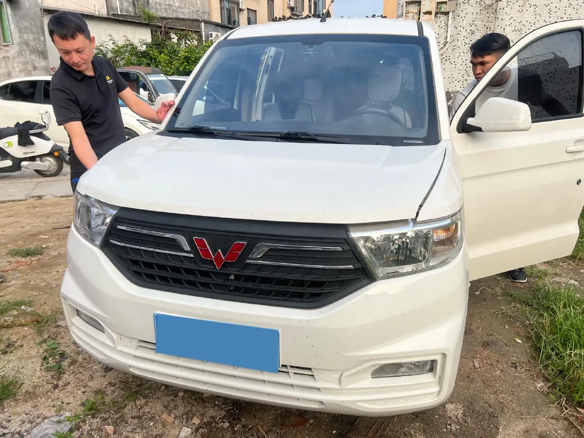 2022 JinBei Little Sea Lion X30 1.5L 102HP L4 5MT,autocango,china used car exporter,china ev exporter,chinese used car exporter,chinese used ev exporter