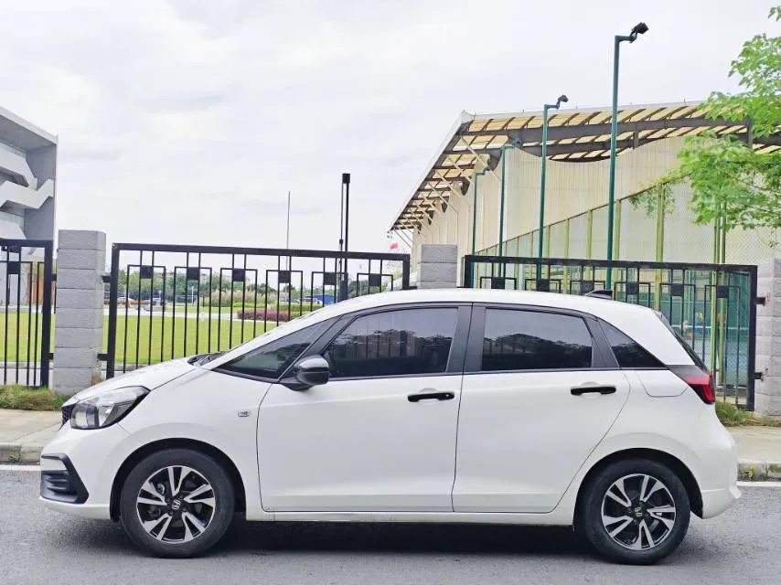 2022 Honda Fit 1.5L 131HP L4 CVT,autocango,china used car exporter,china ev exporter,chinese used car exporter,chinese used ev exporter