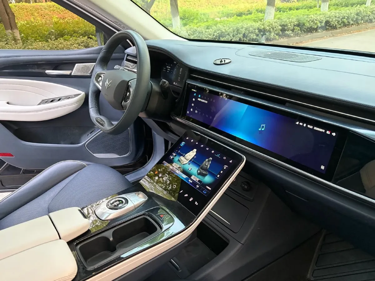 2022 ARCFOX αT BEV 65.6KWH,autocango,china used car exporter,china ev exporter,chinese used car exporter,chinese used ev exporter