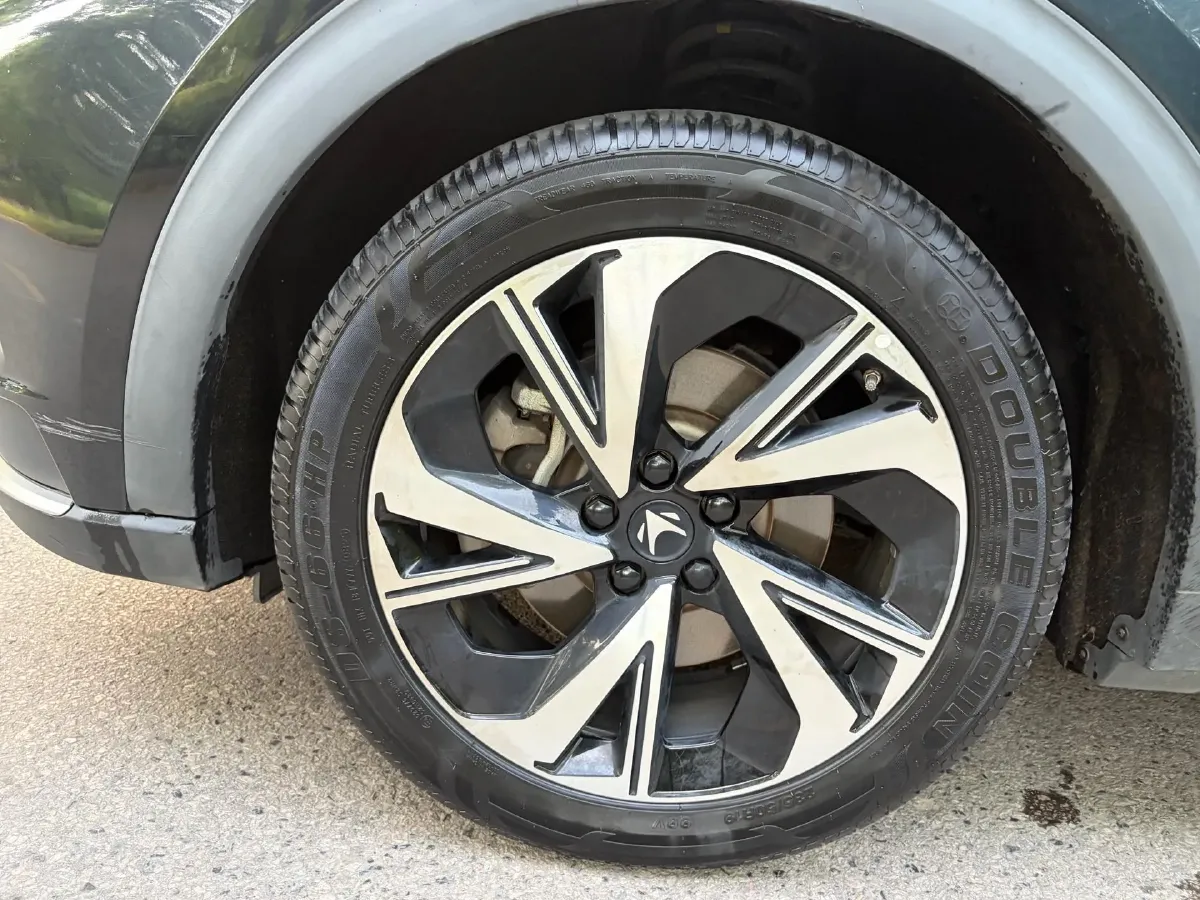 2022 ARCFOX αT BEV 65.6KWH,autocango,china used car exporter,china ev exporter,chinese used car exporter,chinese used ev exporter