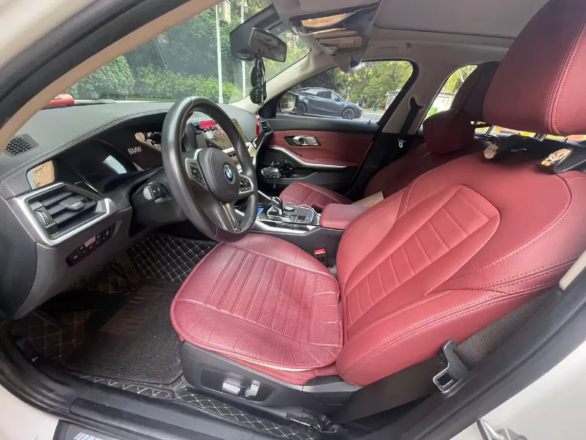 2021 BMW 3 Series 2.0T 156HP L4 8AT,autocango,china used car exporter,china ev exporter,chinese used car exporter,chinese used ev exporter
