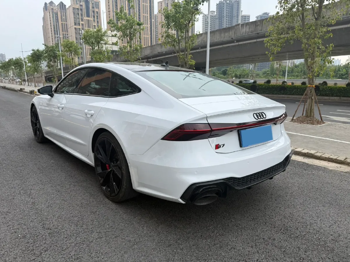 2020 Audi A7 2.0T 245HP L4 7DCT,autocango,china used car exporter,china ev exporter,chinese used car exporter,chinese used ev exporter