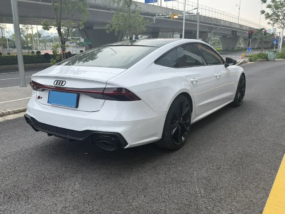 2020 Audi A7 2.0T 245HP L4 7DCT,autocango,china used car exporter,china ev exporter,chinese used car exporter,chinese used ev exporter