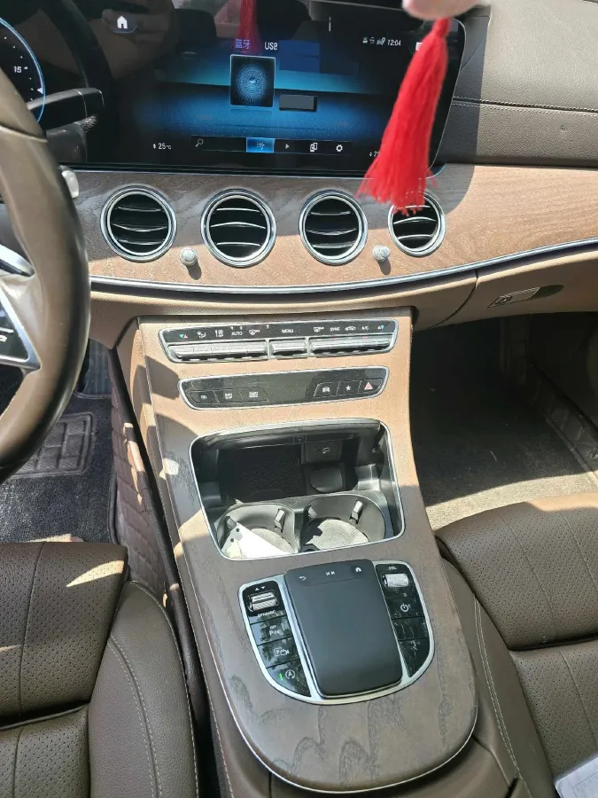 2022 Mercedes-Benz E Class 2.0T 197HP L4 9AT,autocango,china used car exporter,china ev exporter,chinese used car exporter,chinese used ev exporter