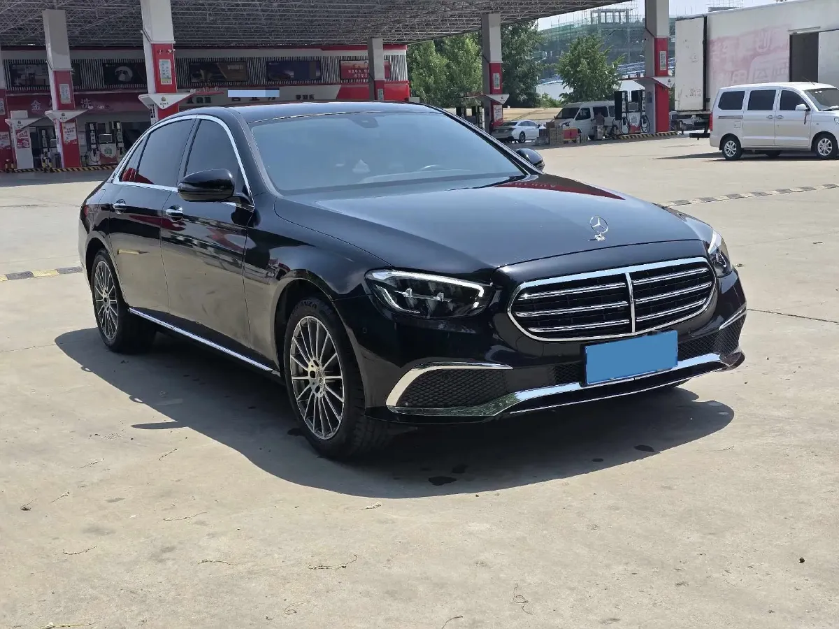 2022 Mercedes-Benz E Class 2.0T 197HP L4 9AT,autocango,china used car exporter,china ev exporter,chinese used car exporter,chinese used ev exporter