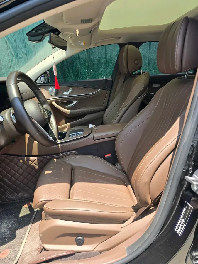 2022 Mercedes-Benz E Class 2.0T 197HP L4 9AT,autocango,china used car exporter,china ev exporter,chinese used car exporter,chinese used ev exporter