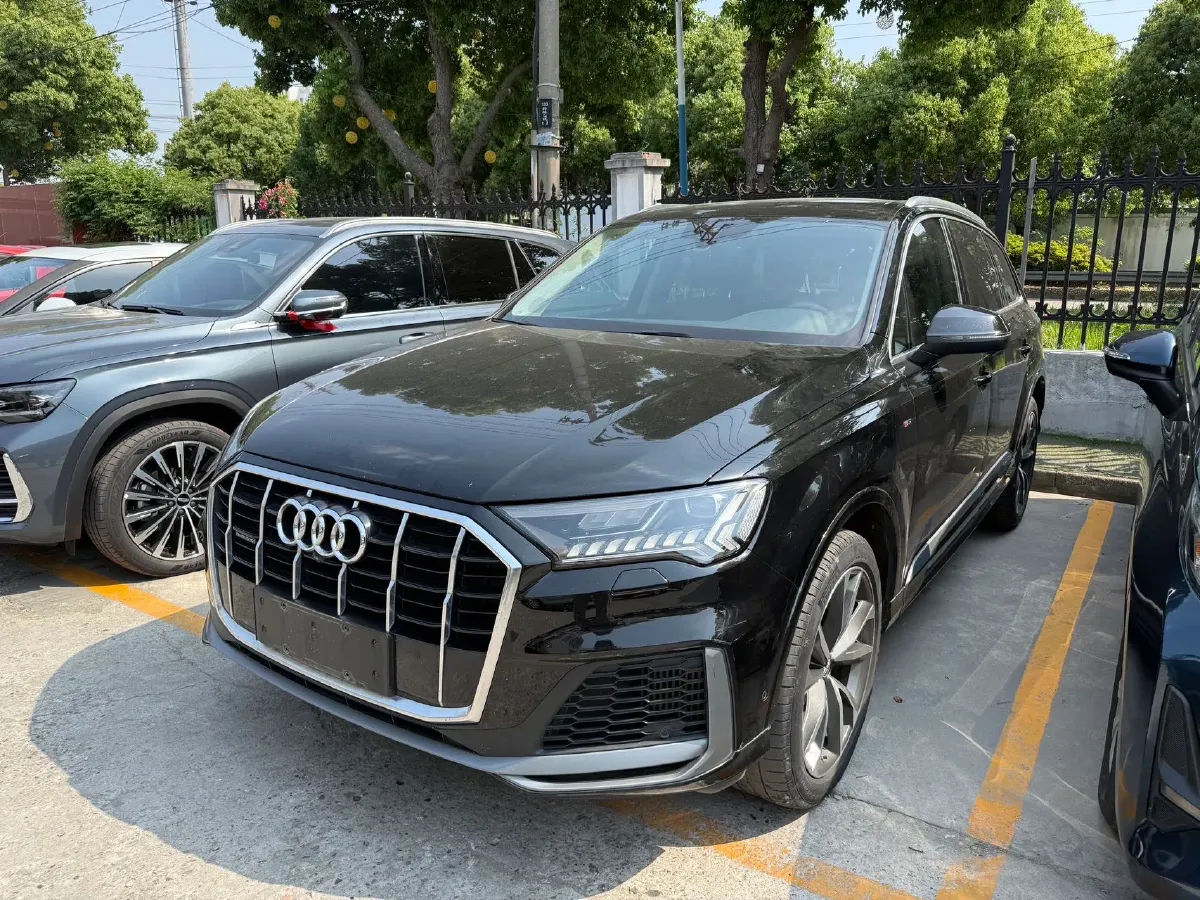 2022 Volkswagen Touareg 3.0T 340HP V6 8AT,autocango,china used car exporter,china ev exporter,chinese used car exporter,chinese used ev exporter