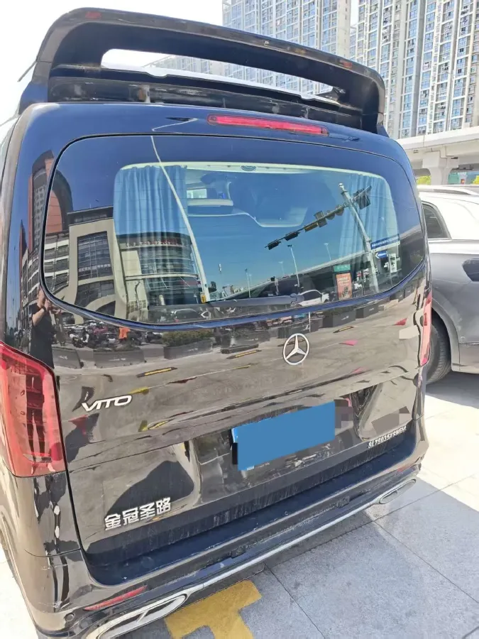2021 Mercedes-Benz V Class 2.0T 211HP L4 9AT,autocango,china used car exporter,china ev exporter,chinese used car exporter,chinese used ev exporter
