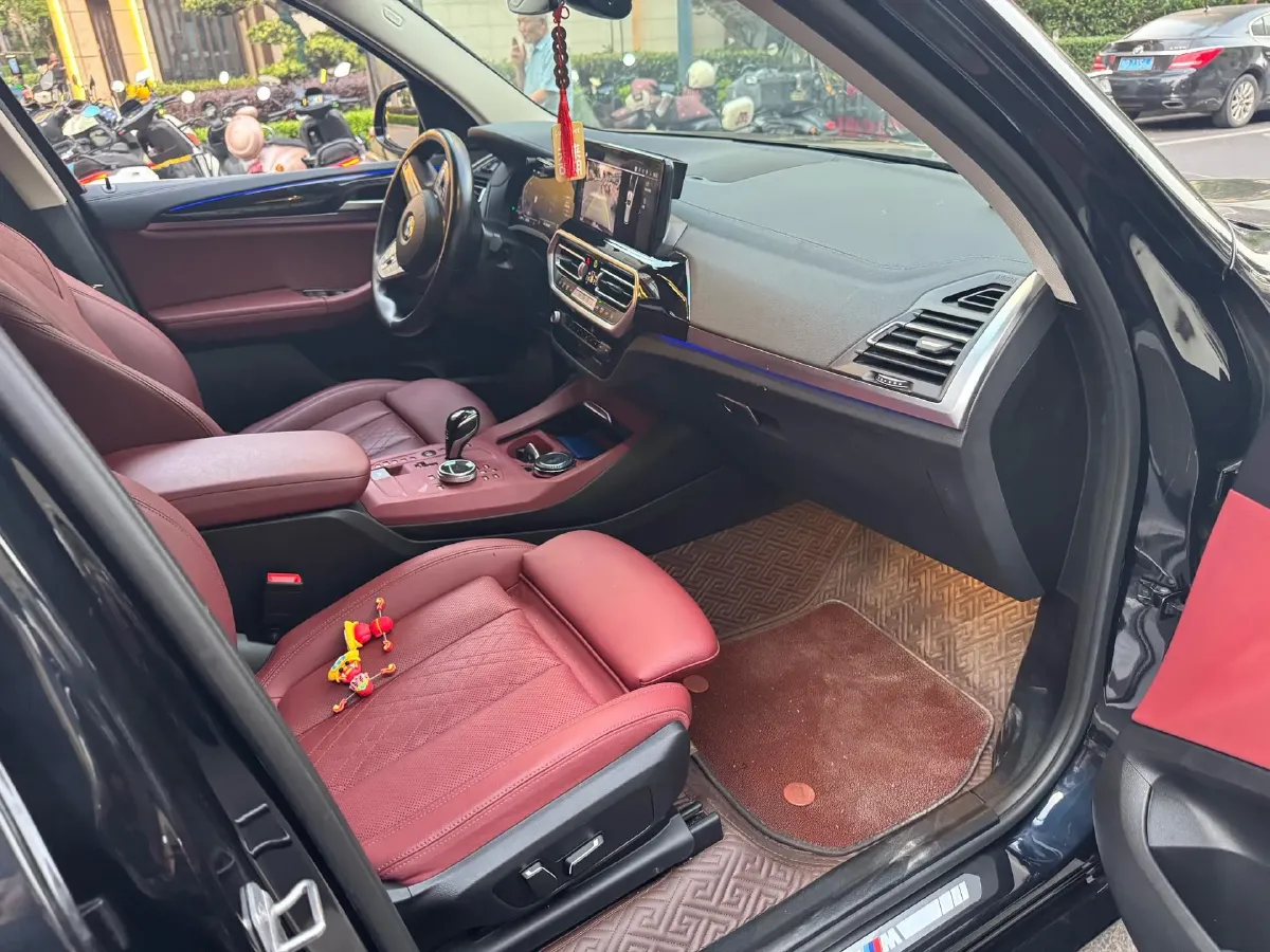 2022 BMW X3 2.0T 184HP L4 8AT,autocango,china used car exporter,china ev exporter,chinese used car exporter,chinese used ev exporter