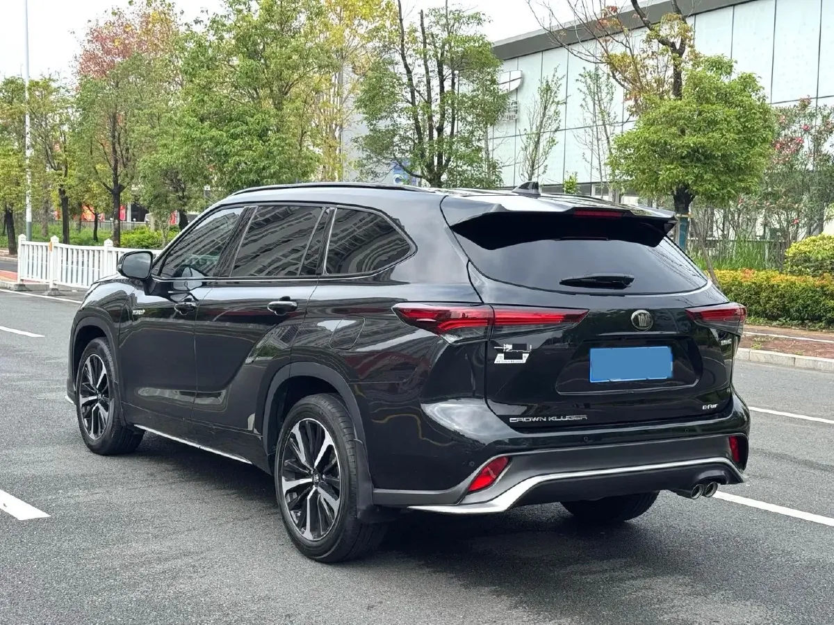 2023 Toyota Crown Kluger 2.5L 189HP L4 E-CVT Hybrid,autocango,china used car exporter,china ev exporter,chinese used car exporter,chinese used ev exporter