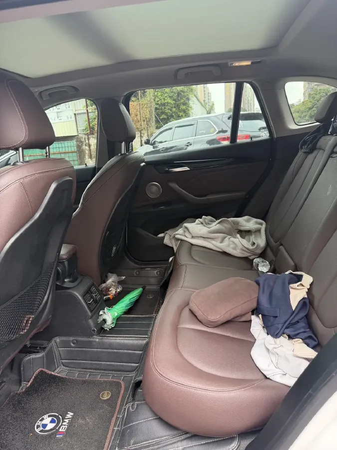 2022 BMW X1 2.0T 192HP L4 7DCT,autocango,china used car exporter,china ev exporter,chinese used car exporter,chinese used ev exporter