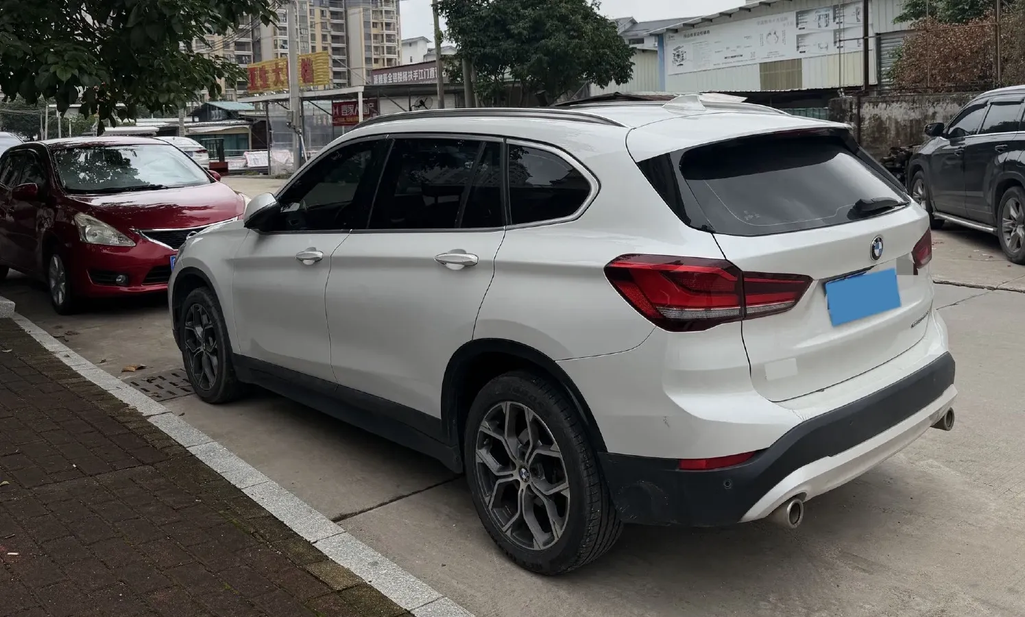 2022 BMW X1 2.0T 192HP L4 7DCT,autocango,china used car exporter,china ev exporter,chinese used car exporter,chinese used ev exporter