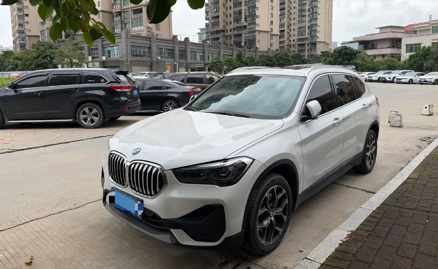 2022 BMW X1 2.0T 192HP L4 7DCT,autocango,china used car exporter,china ev exporter,chinese used car exporter,chinese used ev exporter