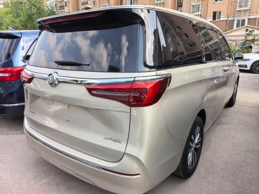2021 Buick GL8 2.0T 237HP L4 9AT,autocango,china used car exporter,china ev exporter,chinese used car exporter,chinese used ev exporter