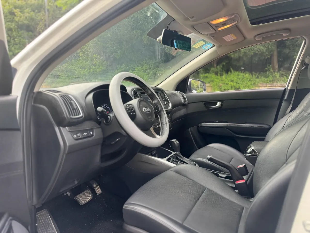 2019 Kia KX3 1.6L 125HP L4 6AT,autocango,china used car exporter,china ev exporter,chinese used car exporter,chinese used ev exporter