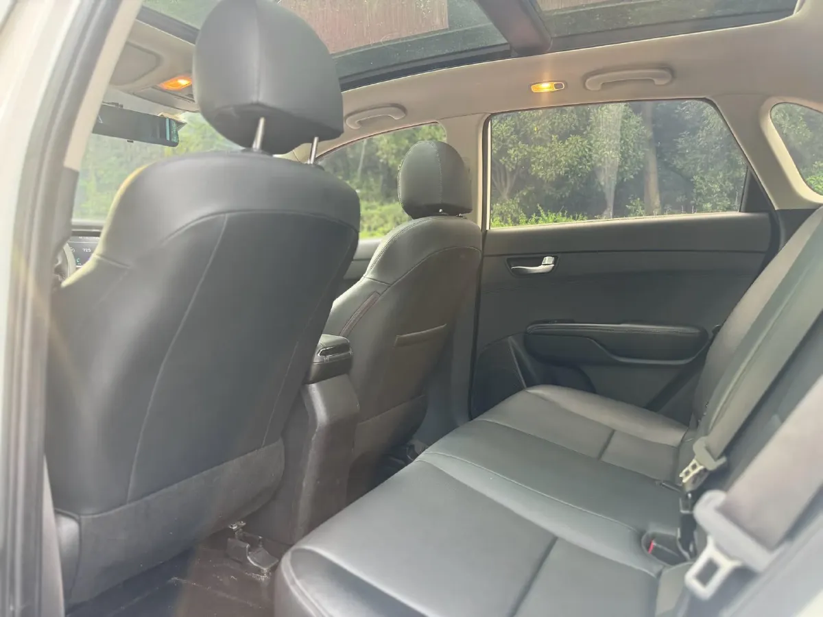 2019 Kia KX3 1.6L 125HP L4 6AT,autocango,china used car exporter,china ev exporter,chinese used car exporter,chinese used ev exporter