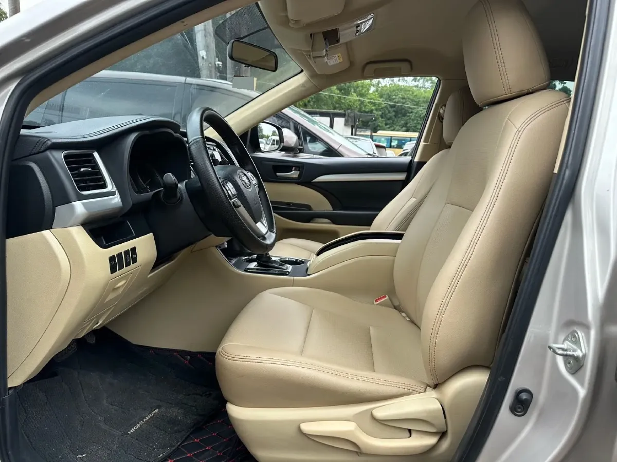 2018 Toyota Highlander 2.0T 220HP L4 6AT,autocango,china used car exporter,china ev exporter,chinese used car exporter,chinese used ev exporter