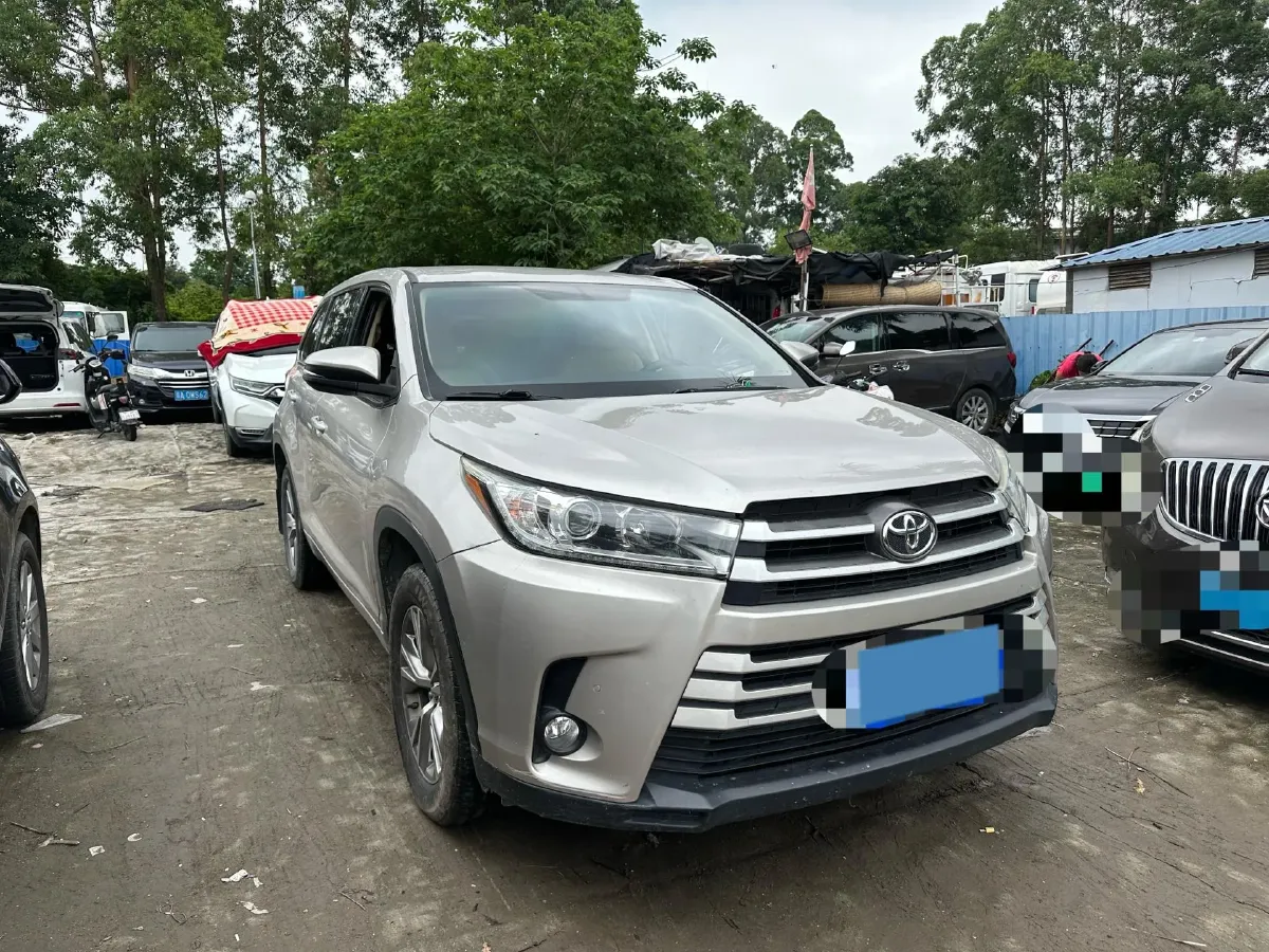 2018 Toyota Highlander 2.0T 220HP L4 6AT,autocango,china used car exporter,china ev exporter,chinese used car exporter,chinese used ev exporter